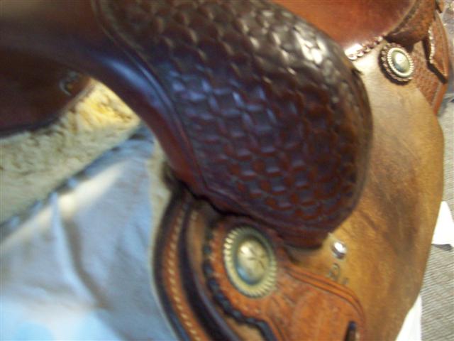 Used Saddle:- Image Number:2